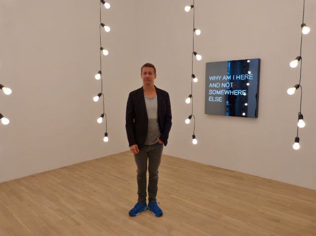Jeppe Hein in der Ausstellung "This Way, Kunstmuseum Wolfsburg, 12.11.2015. Foto © Urszula Usakowska-Wolff