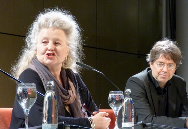 Hanna Schygulla mit Andres Veiel, Akademie der Künste, 25.02.2014. Foto © Urszula Usakowska-Wolff