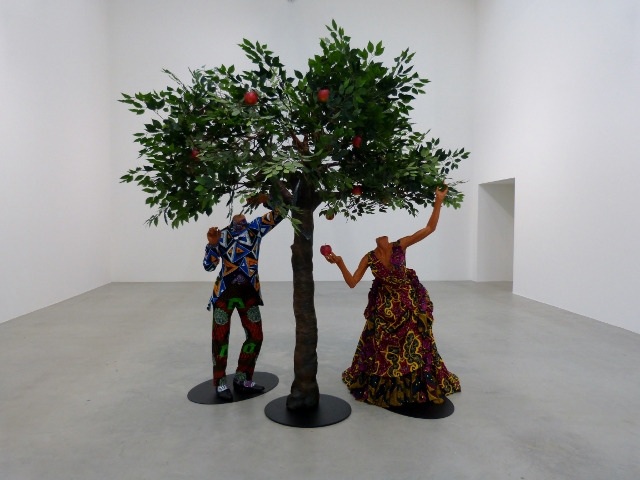 Yinka Shonibare MBE, Adam and Eve, 2013. Foto © Urszula Usakowska-Wolff