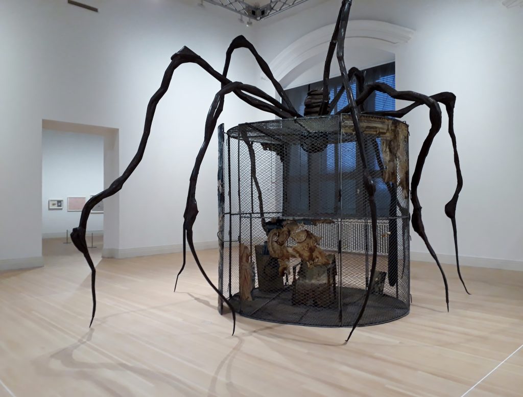 Louise Bourgeois, Spider (5), 1997, Installationsansicht Gropius Bau. Foto: Urszula Usakowska-Wolff