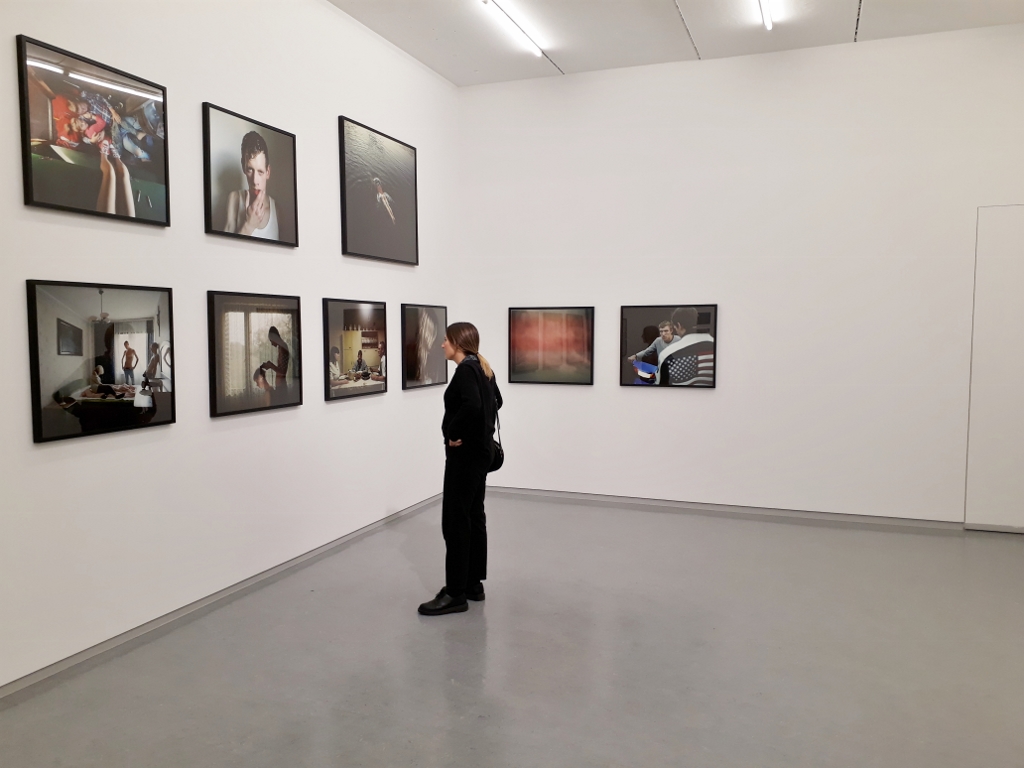 Erinnerungen sind keine Einbildungen: Die Ausstellung Past Perfect von Michał Solarski & Tomasz Liboska in Berlin